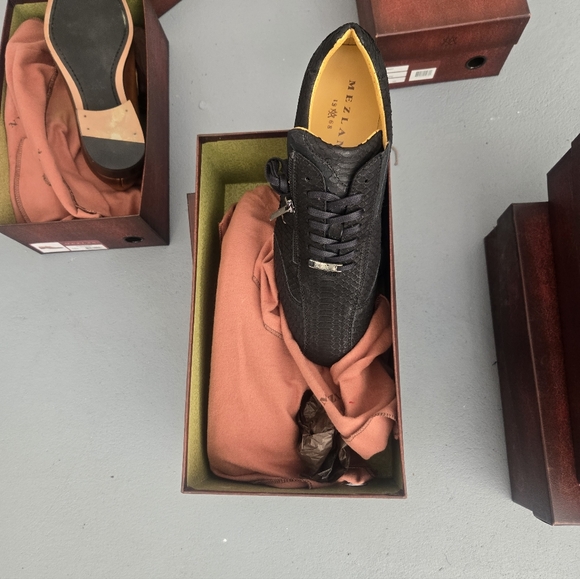 Mezlan Sneakers BNIB GORGEOUS SNEAKERS I BELIEVE THEY ARE ALLIGATORS SIZE 10 - Picture 3 of 5